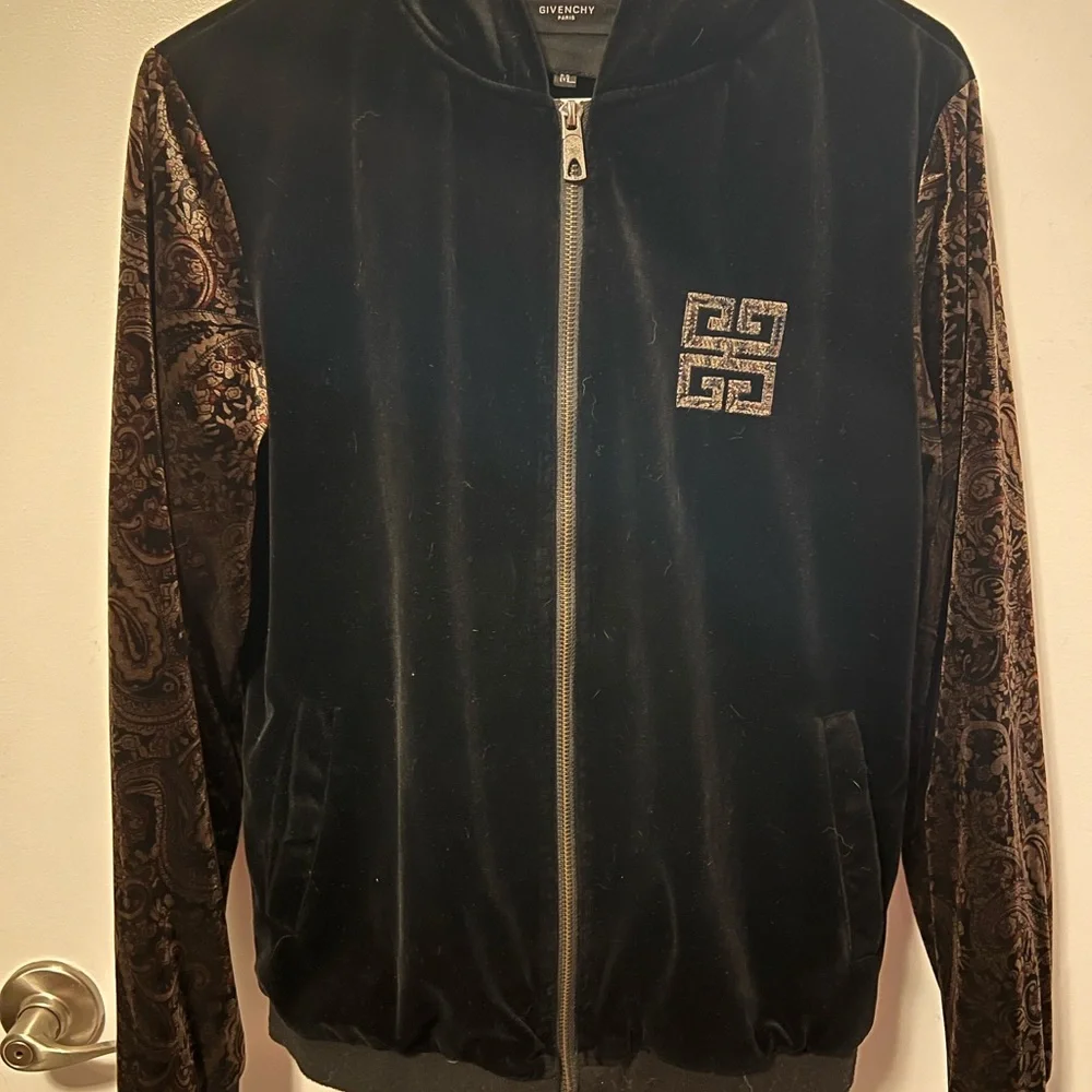 SOLD ❌Authentic Givenchy Jacket - Picture 3 of 9